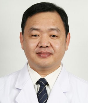 侯典举