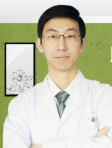 李弼伟